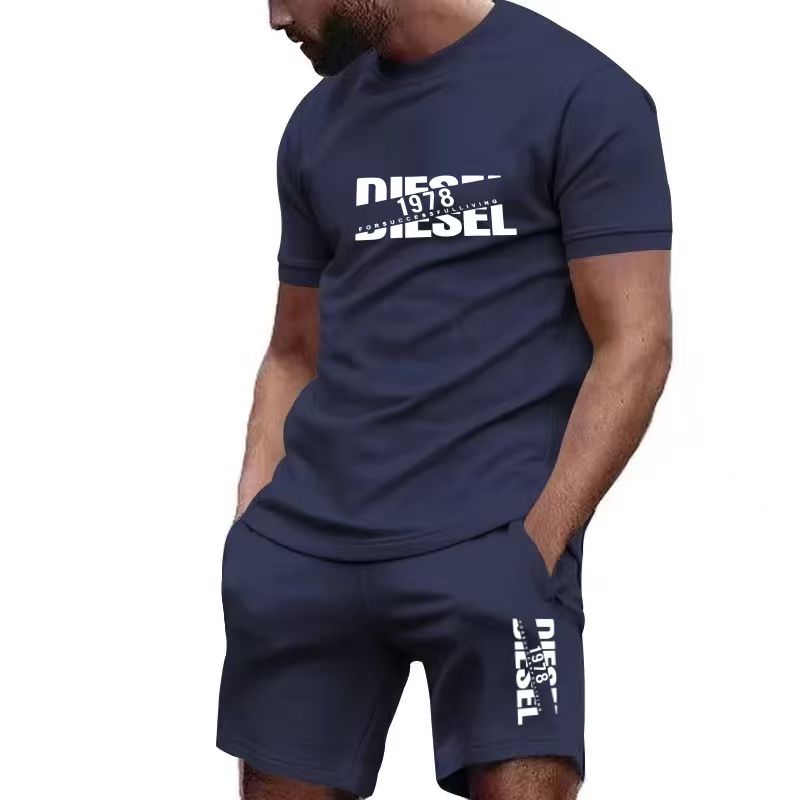 Running Gear Men - Setelan kaos dan celana pendek pria