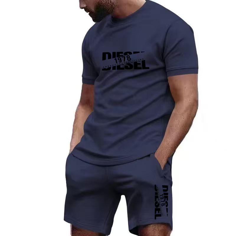 Setelan kaos dan celana pendek - Running Gear Men ulasan dan harga
