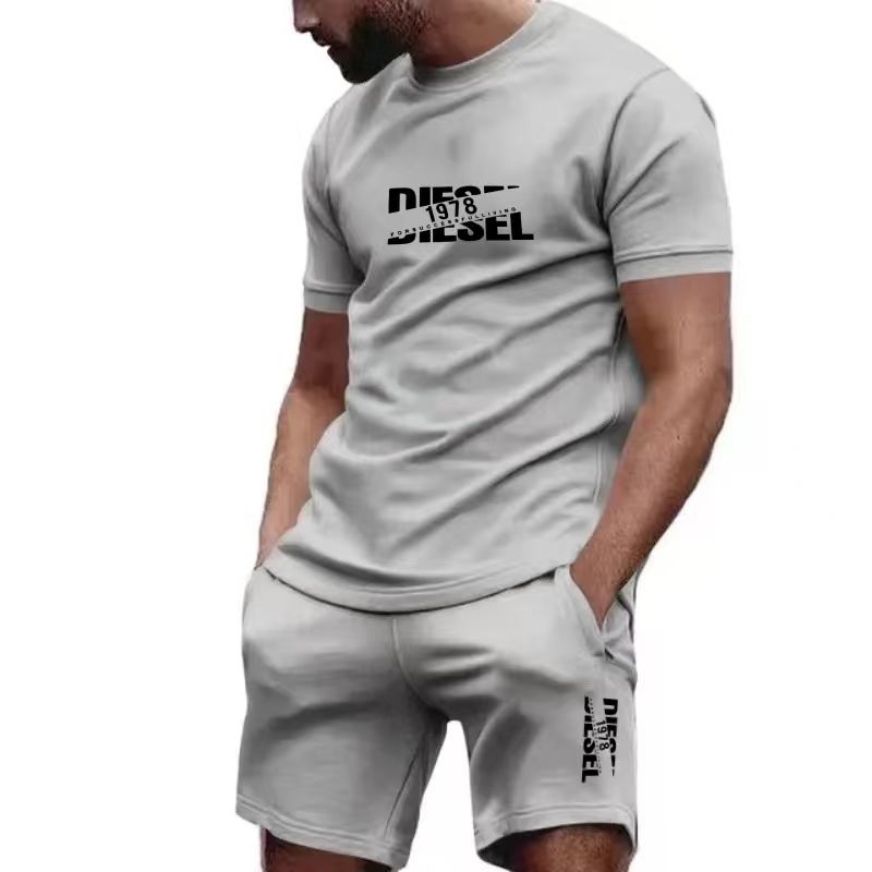 Setelan kaos dan celana pendek - Running Gear Men ulasan dan harga
