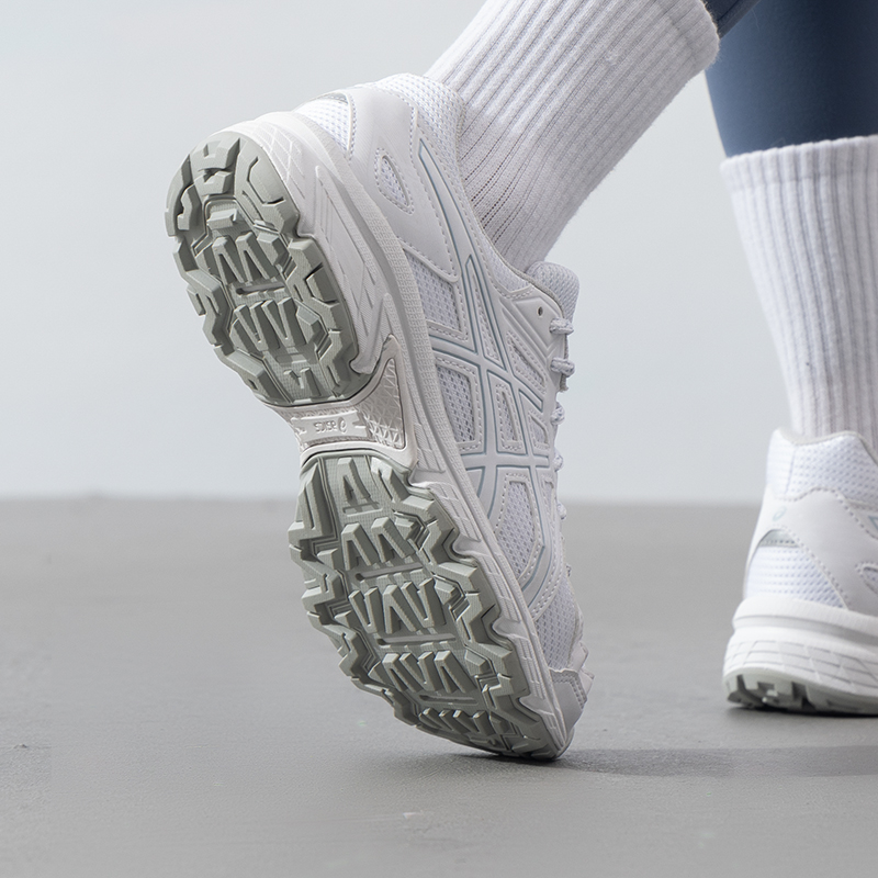 Sepatu Wanita Asics Jog 100t ( - Running Gear Asics ulasan dan harga